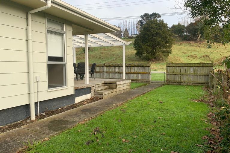 Photo of property in 34 Ongo Road, Hunterville, 4730
