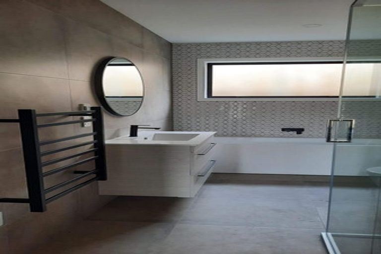 Photo of property in 36 Atherton Terrace, Churton Park, Wellington, 6037