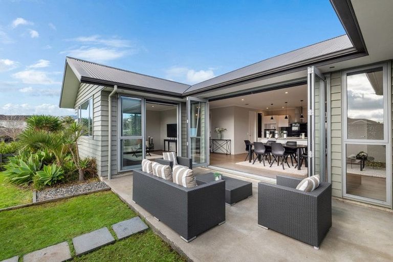 Photo of property in 16 Major Henry Greens, Silverdale, 0932