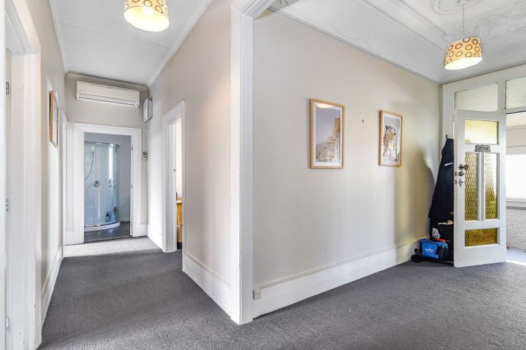 Photo of property in 43 Hargest Crescent, Saint Kilda, Dunedin, 9012