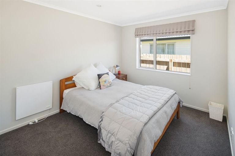 Photo of property in 5 Saint Vincent Terrace, Grenada Village, Wellington, 6037