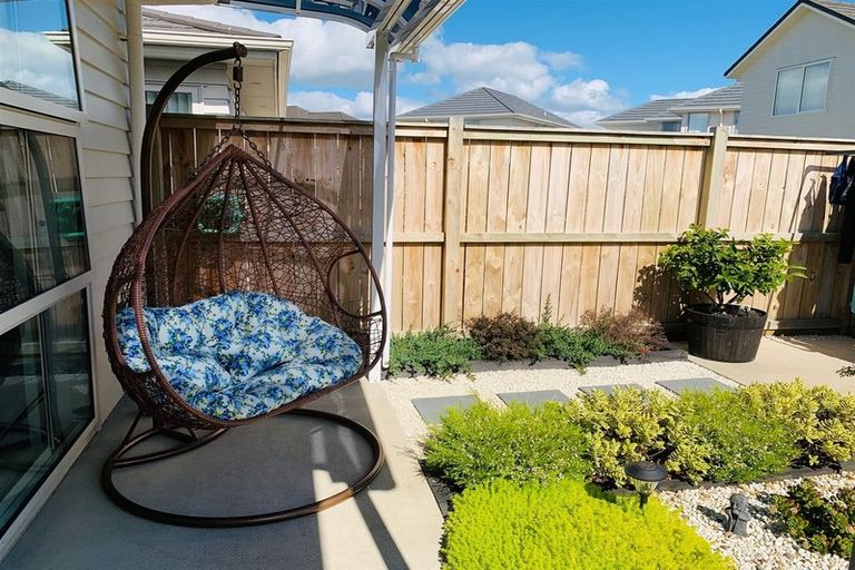 Photo of property in 6 Gum Spear Road, Takanini, 2112