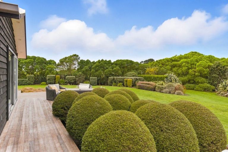 Photo of property in 34 Pairuku Lane, Peka Peka, Waikanae, 5391