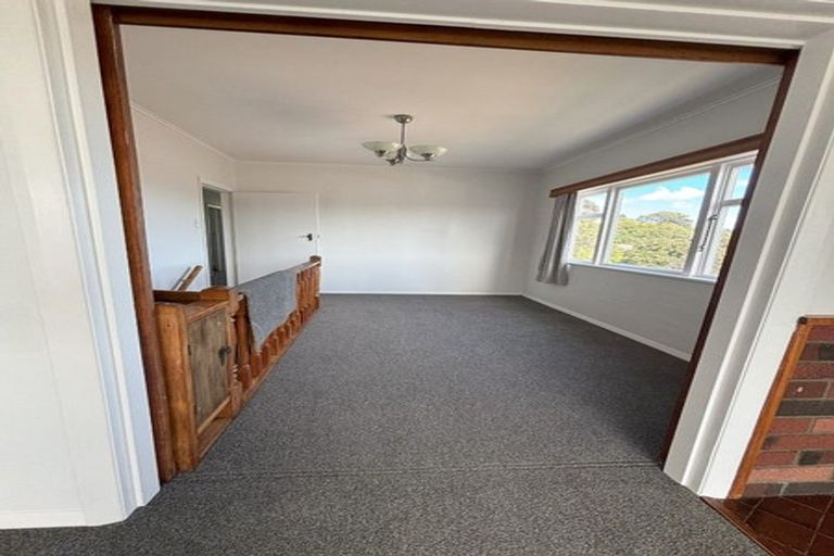 Photo of property in 35 Cavendish Square, Strathmore Park, Wellington, 6022