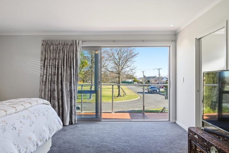 Photo of property in 17 Nicholas Drive, Linwood, Christchurch, 8062