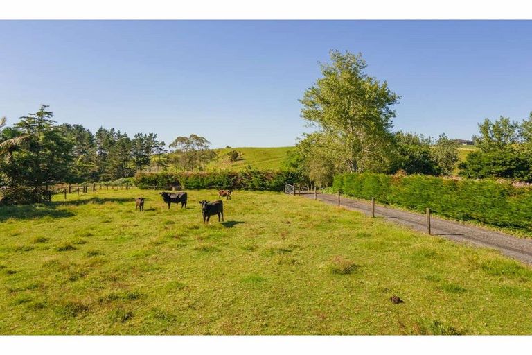 Photo of property in 83 Sandys Road, Waipapa, 0295
