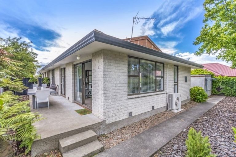 Photo of property in 2/12a Baretta Street, Somerfield, Christchurch, 8024