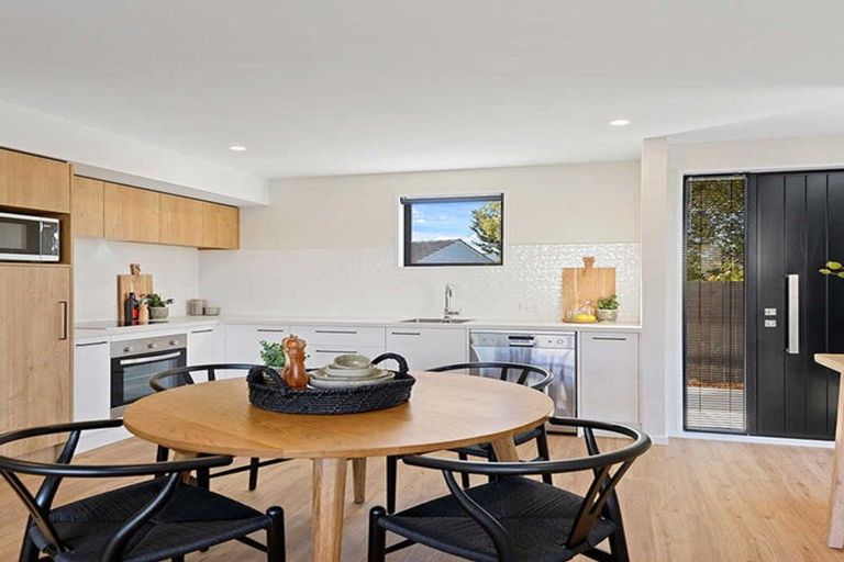 Photo of property in 1/102 Creyke Road, Ilam, Christchurch, 8041