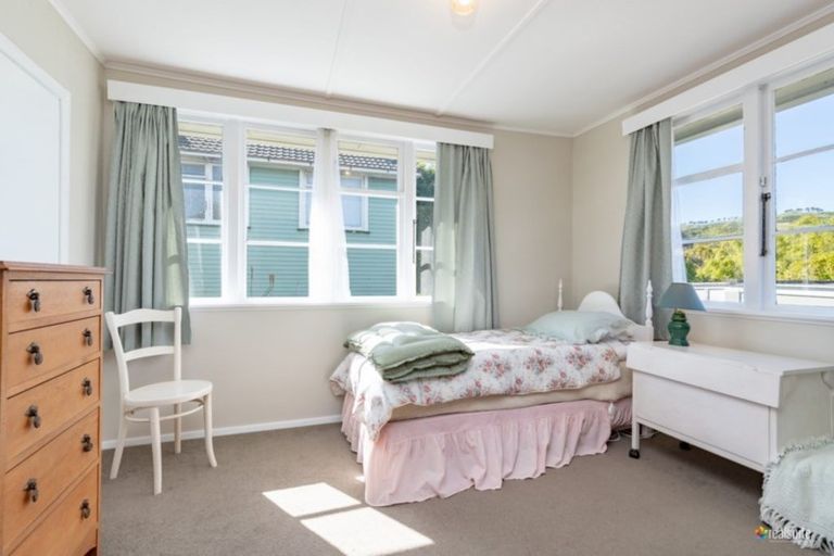Photo of property in 16 Gear Terrace, Ranui, Porirua, 5024