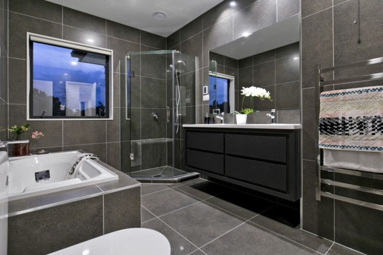 Photo of property in 13 Henry Blyth Lane, Greenhithe, Auckland, 0632