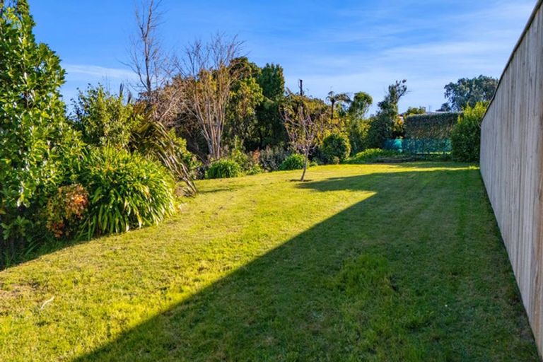 Photo of property in 57a Karina Road, Merrilands, New Plymouth, 4312