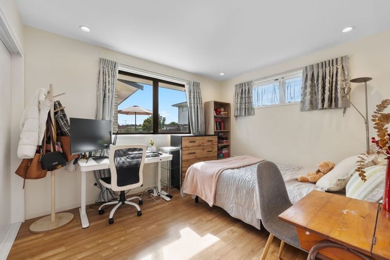 Photo of property in 12 Hope Farm Avenue, Pakuranga Heights, Auckland, 2010
