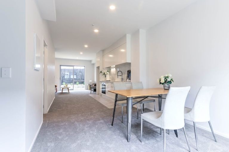 Photo of property in 11/3 Matuhi Rise, Henderson, Auckland, 0612