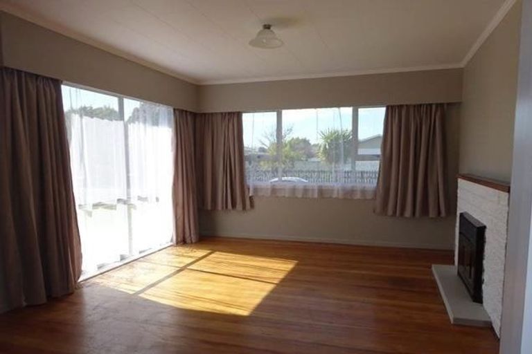 Photo of property in 56 Downing Avenue, Pirimai, Napier, 4112