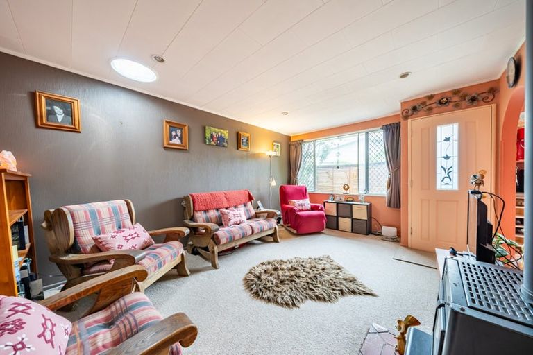 Photo of property in 13b Beryl Grove, Birchville, Upper Hutt, 5018