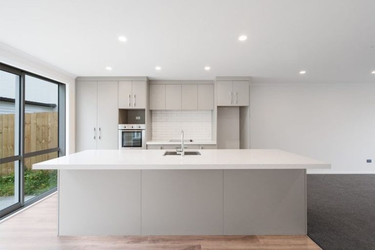 Photo of property in 34 Kauri Heart Avenue, Takanini, 2112