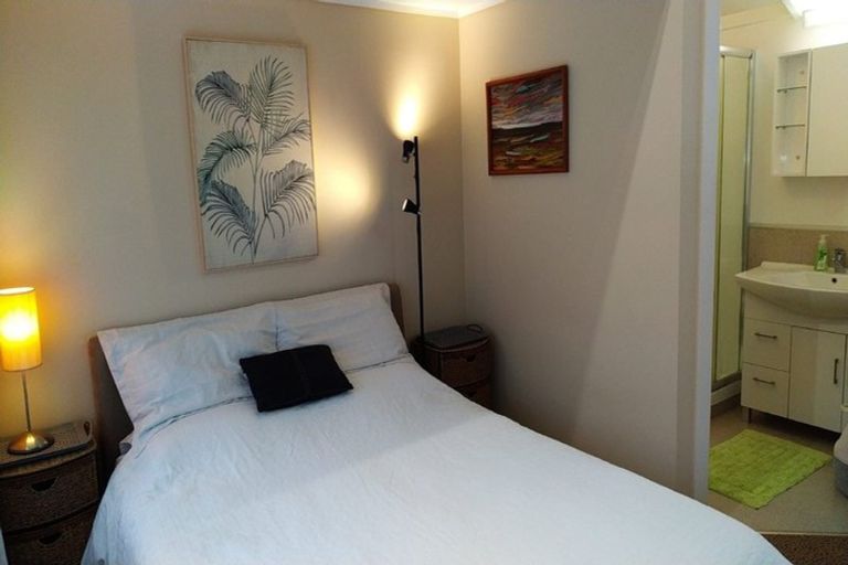 Photo of property in 24 Bracken Street, Petone, Lower Hutt, 5012