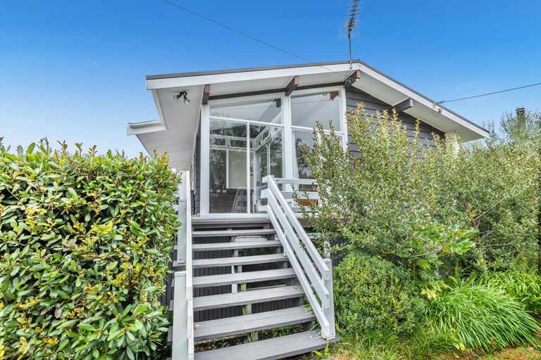 Photo of property in 98 Coronation Road, Morrinsville, 3300