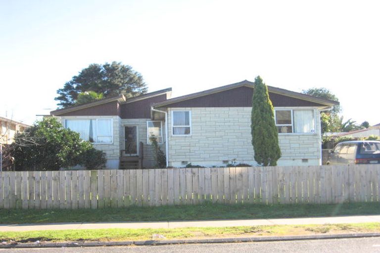 Photo of property in 14 Gambare Place, Wattle Downs, Auckland, 2103