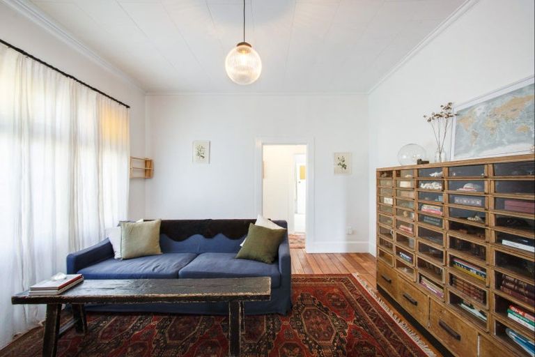 Photo of property in 48 Carnell Street, Napier South, Napier, 4110