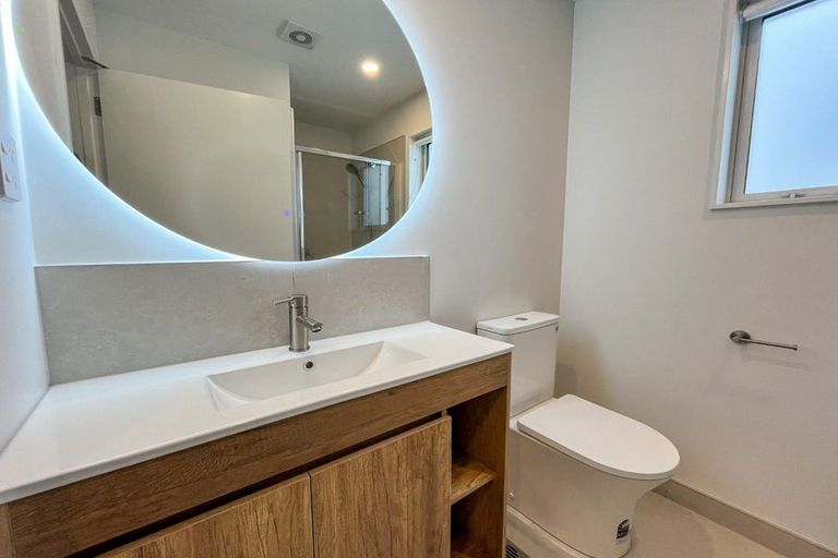 Photo of property in 13/9 Aeroview Drive, Beach Haven, Auckland, 0626