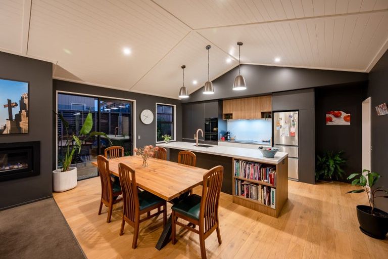 Photo of property in 42b Farrant Drive, Wanaka, 9305