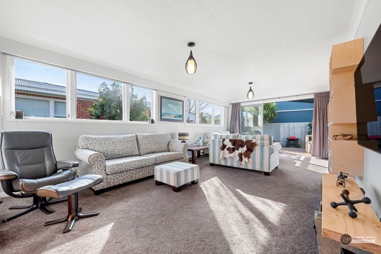 Photo of property in 37a Garden Road, Avalon, Lower Hutt, 5011