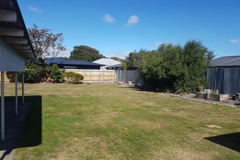 Photo of property in 23 Edwards Place, Terrace End, Palmerston North, 4410