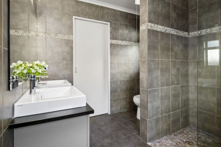 Photo of property in 44 Intrepid Crescent, Beachlands, Auckland, 2018