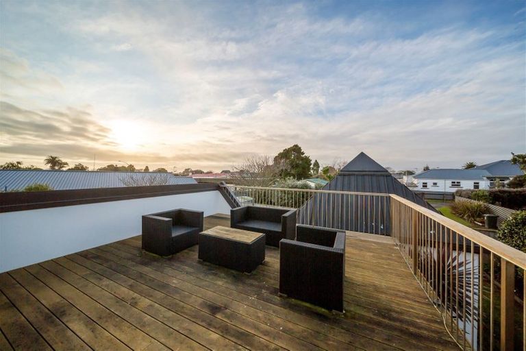 Photo of property in 23 Kowhai Street, Hawera, 4610