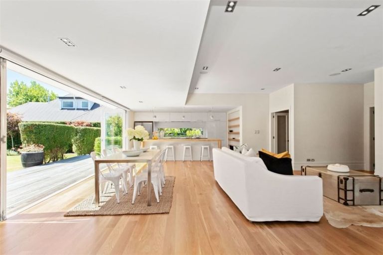 Photo of property in 47 Mansfield Avenue, St Albans, Christchurch, 8014