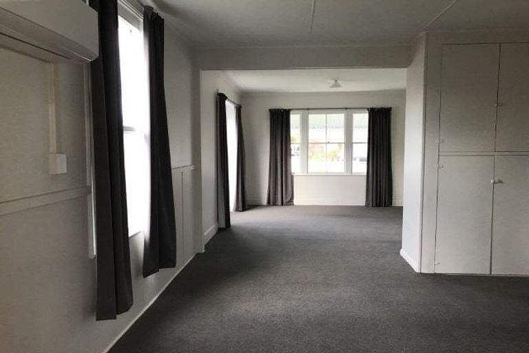 Photo of property in 156 Mcmurdo Street, Tinwald, Ashburton, 7700