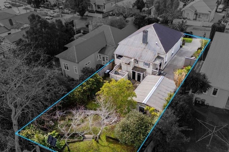 Photo of property in 12 Ethel Street, Sandringham, Auckland, 1025