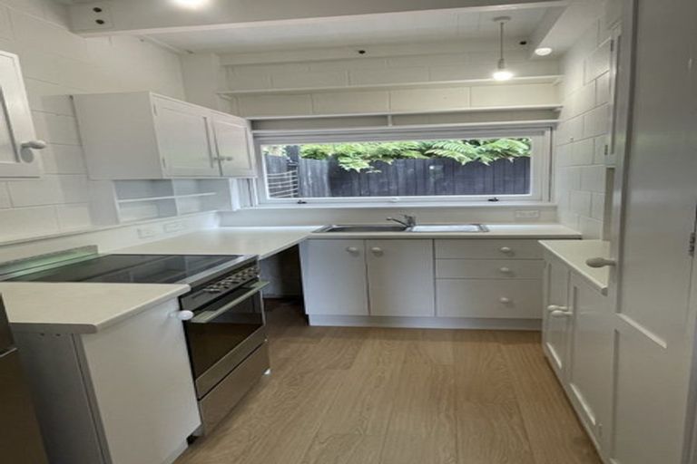 Photo of property in 19/10 Pitarua Street, Thorndon, Wellington, 6011