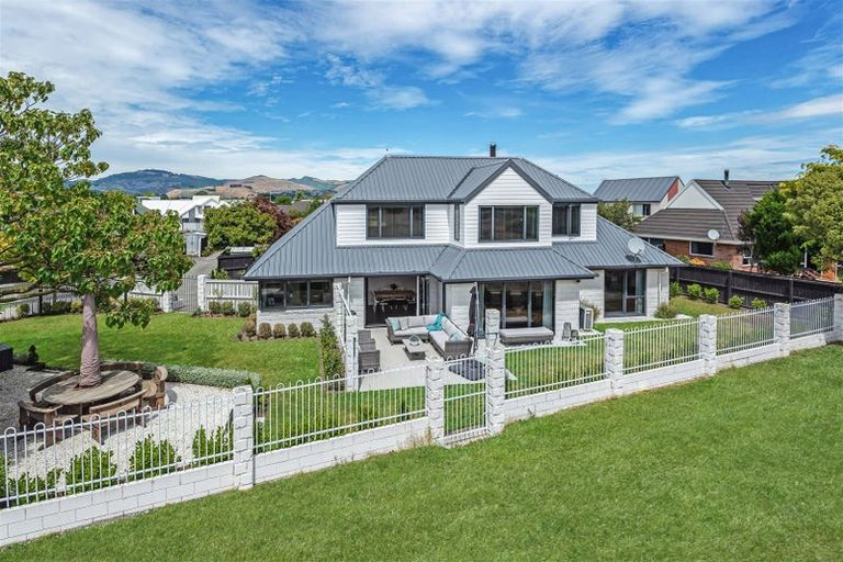 Photo of property in 5 Chilwell Place, Halswell, Christchurch, 8025