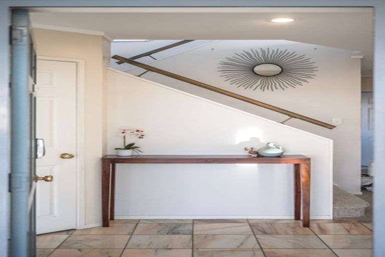 Photo of property in 2/145 Bucklands Beach Road, Bucklands Beach, Auckland, 2012