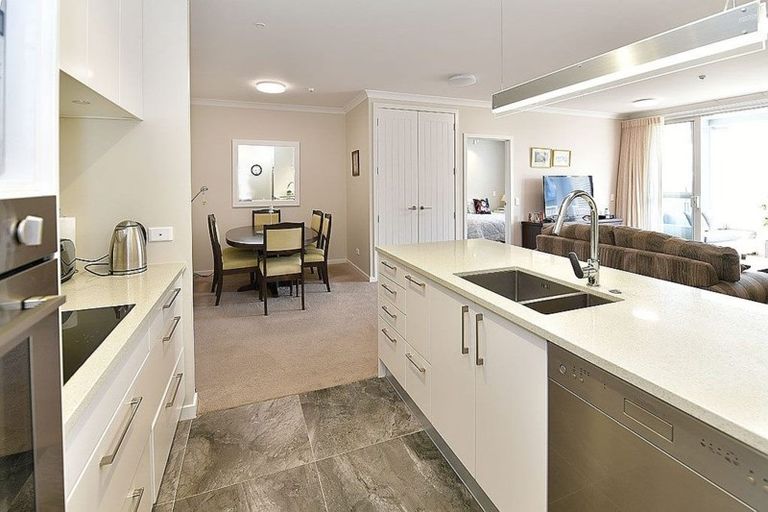 Photo of property in 90 Rewa Rewa Lane, Orewa, 0931