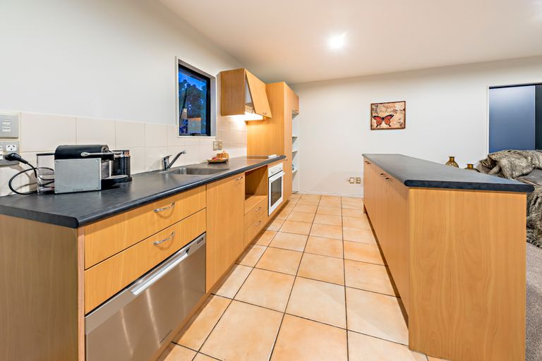 Photo of property in 5o Dryden Place, Mount Wellington, Auckland, 1051