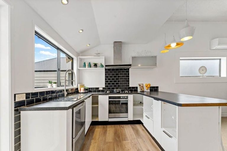 Photo of property in 12 Ethel Street, Sandringham, Auckland, 1025