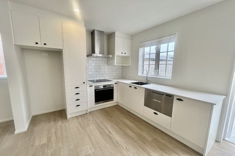 Photo of property in 2/41 York Street, Hamilton East, Hamilton, 3216