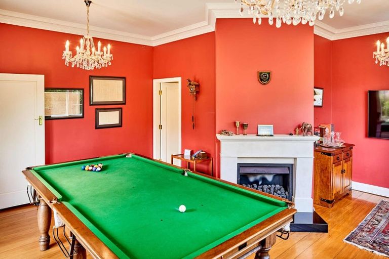 Photo of property in 60 Cheviot Road, Lowry Bay, Lower Hutt, 5013