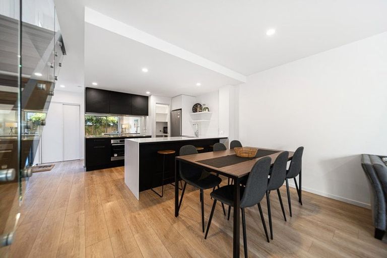 Photo of property in 2/441 Madras Street, St Albans, Christchurch, 8014