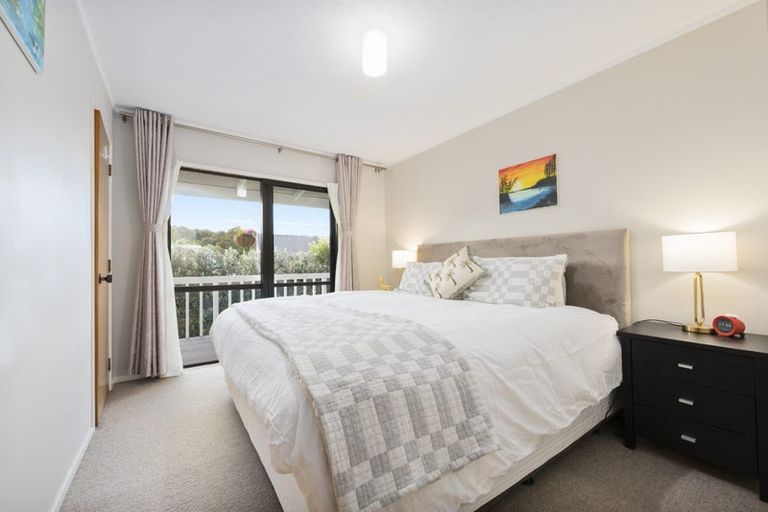 Photo of property in 81 Spence Road, Henderson, Auckland, 0612