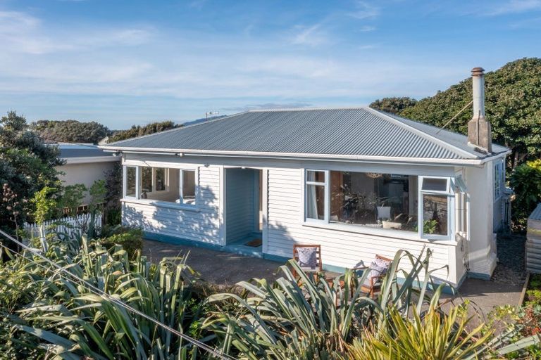 Photo of property in 198 Rosetta Road, Raumati South, Paraparaumu, 5032