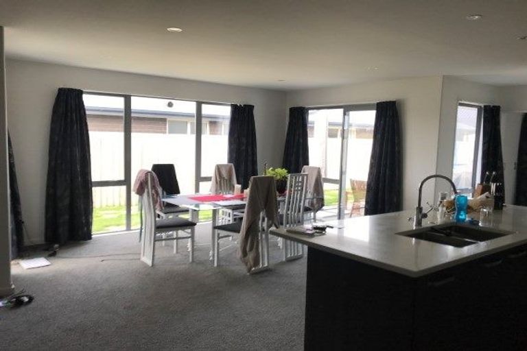 Photo of property in 71 Whincops Road, Halswell, Christchurch, 8025