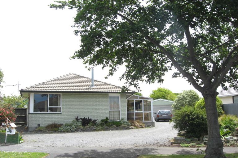 Photo of property in 15 Claymore Street, Woolston, Christchurch, 8062