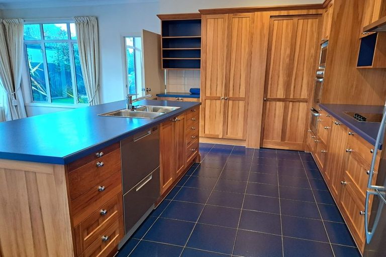 Photo of property in 11 Kereru Lane, Riccarton, Christchurch, 8011