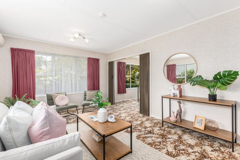 Photo of property in 341 Riverside Drive, Fairfield, Lower Hutt, 5011