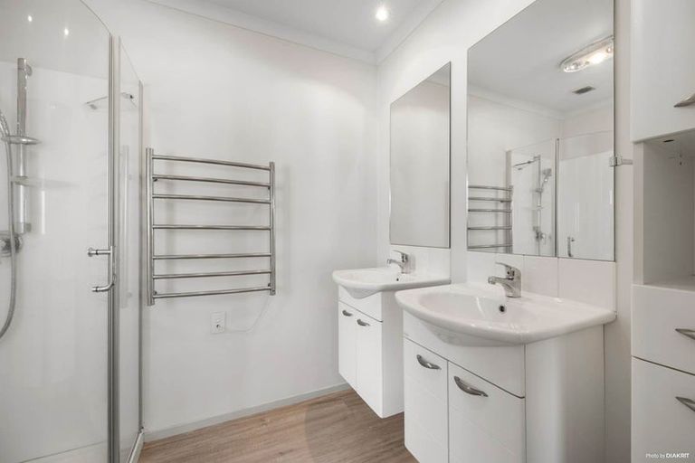 Photo of property in 170a Ridge Road, Howick, Auckland, 2014