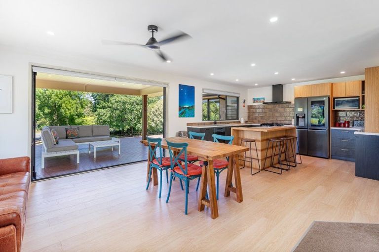 Photo of property in 3 Aldermen Lane, Tairua, 3579